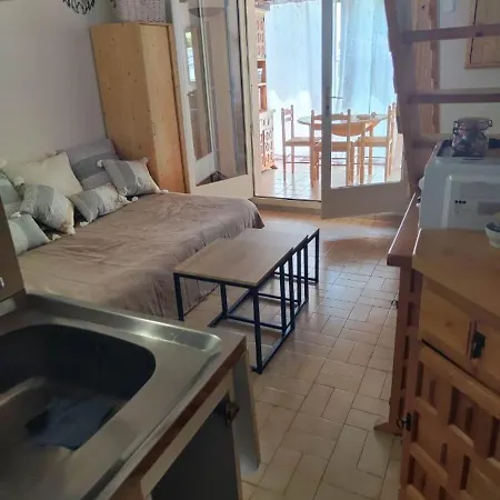 Maison De A St Cyprien *